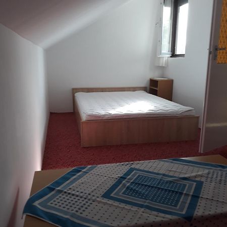Retrovilla Balatonkenese Luaran gambar