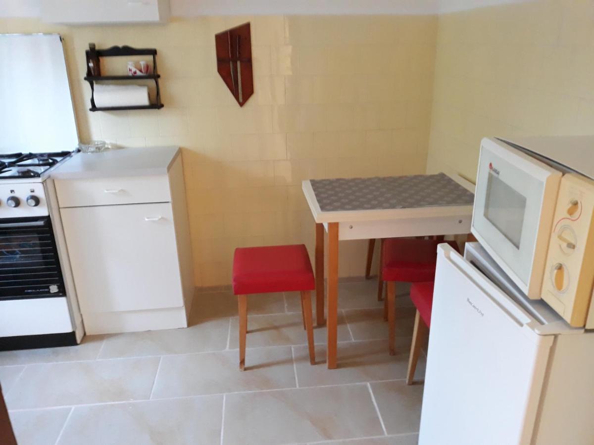 Retrovilla Balatonkenese Luaran gambar