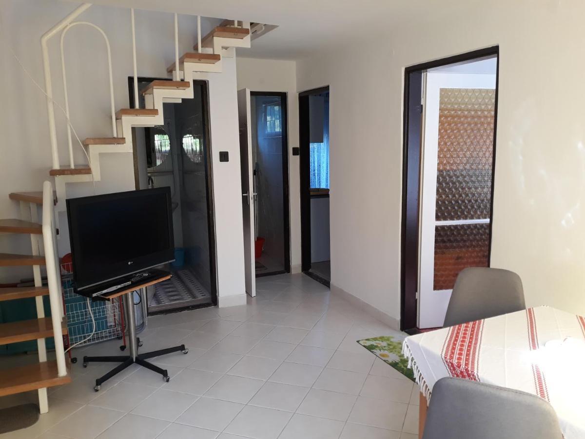 Retrovilla Balatonkenese Luaran gambar
